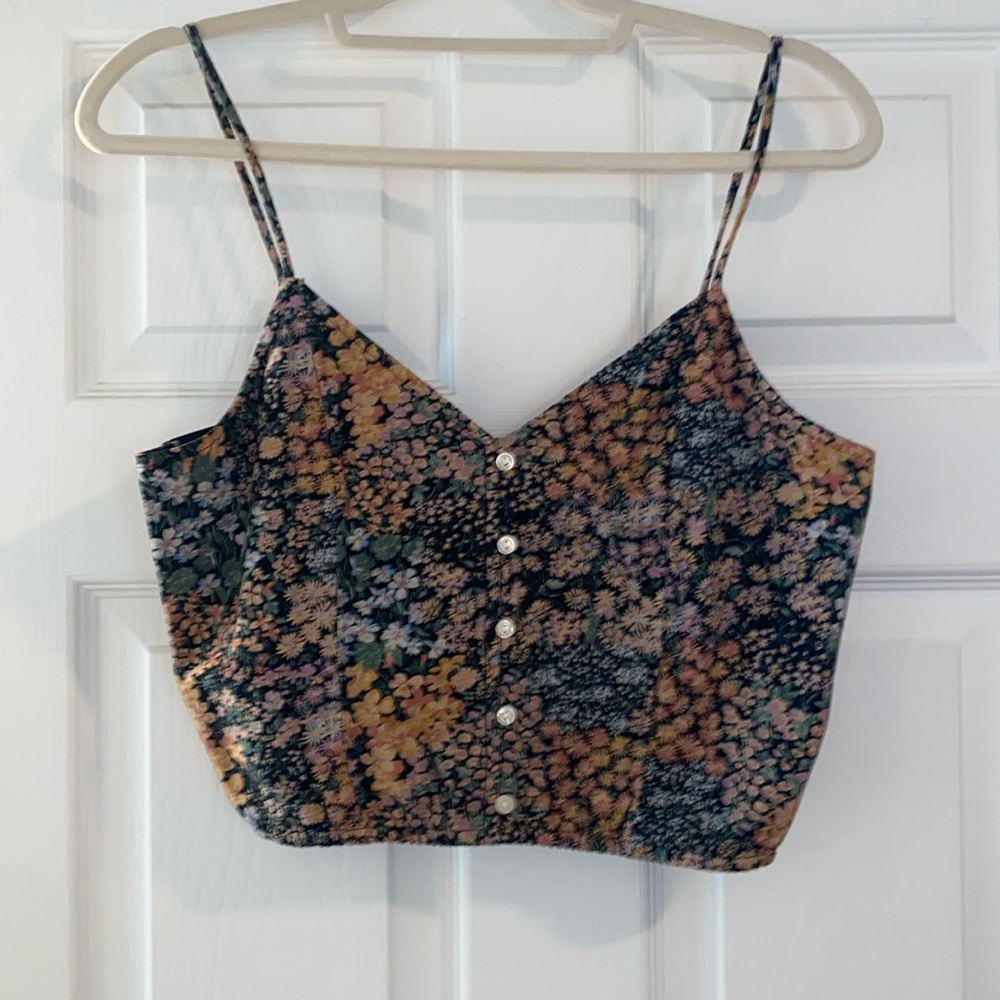 American Eagle Flower Crop Top size Small Brand New with Tags